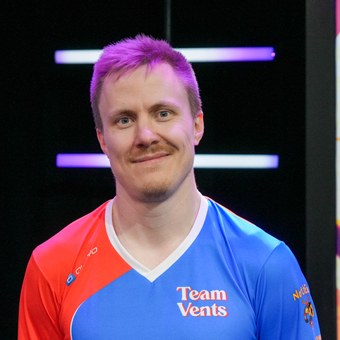 File:Mikko Airaksinen.jpg